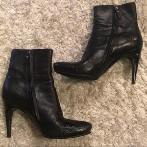 Louis Vuitton Black Leather Ankle Boots Size 38.5